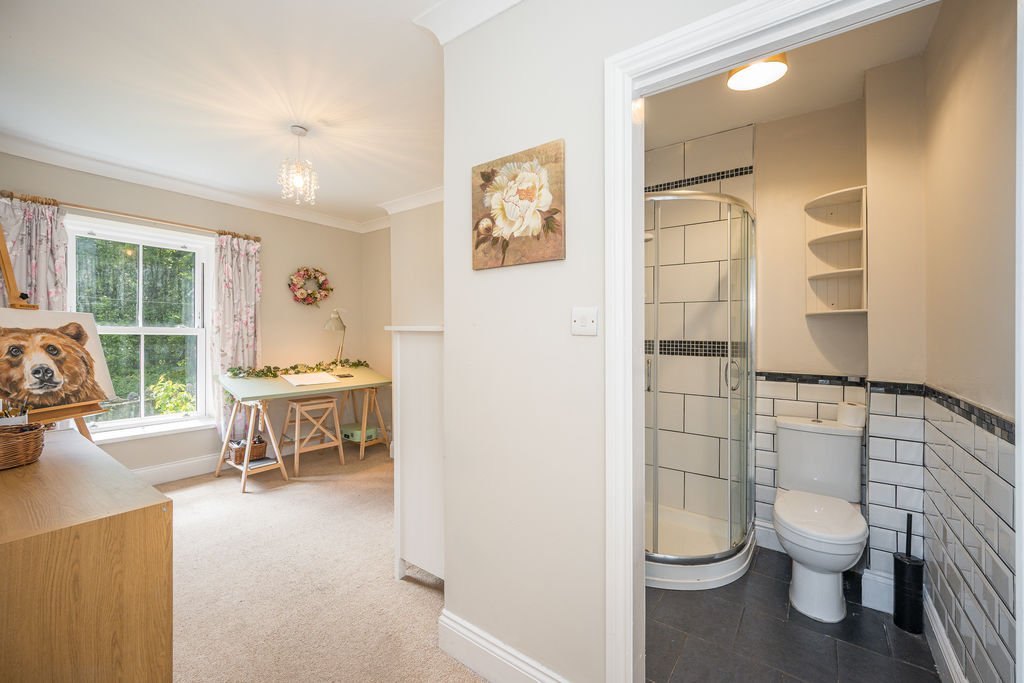 Bedroom and En-Suite- click for photo gallery